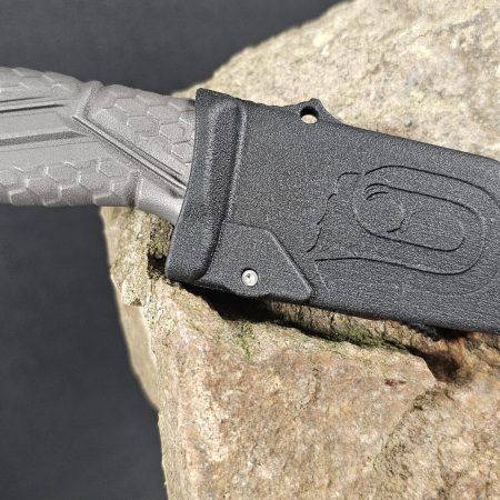 TiNy “Pango” with Magnacut Blade